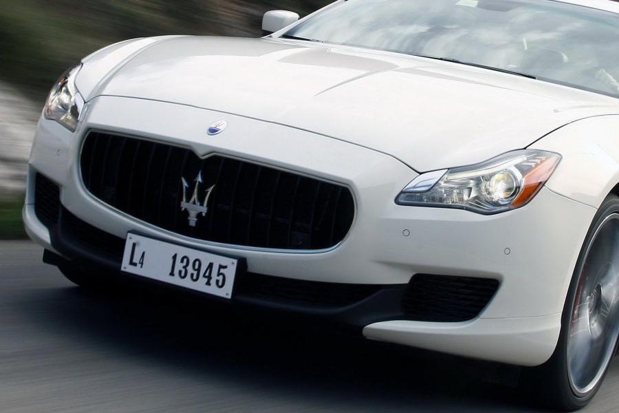  Maserati Quattroporte 2012 года  (фото 76 из 126)